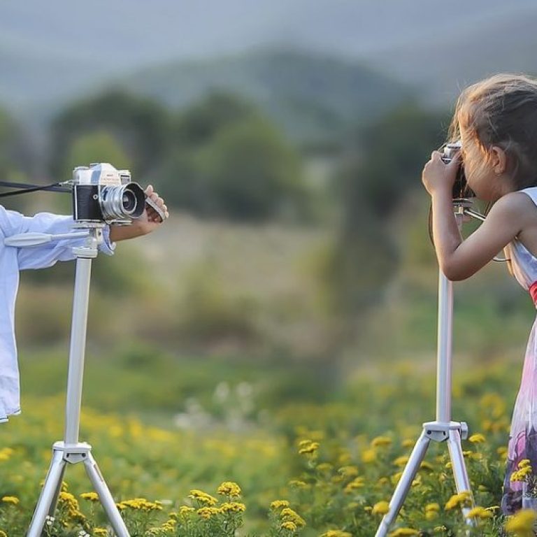 photographer-956676_1280-1200x550